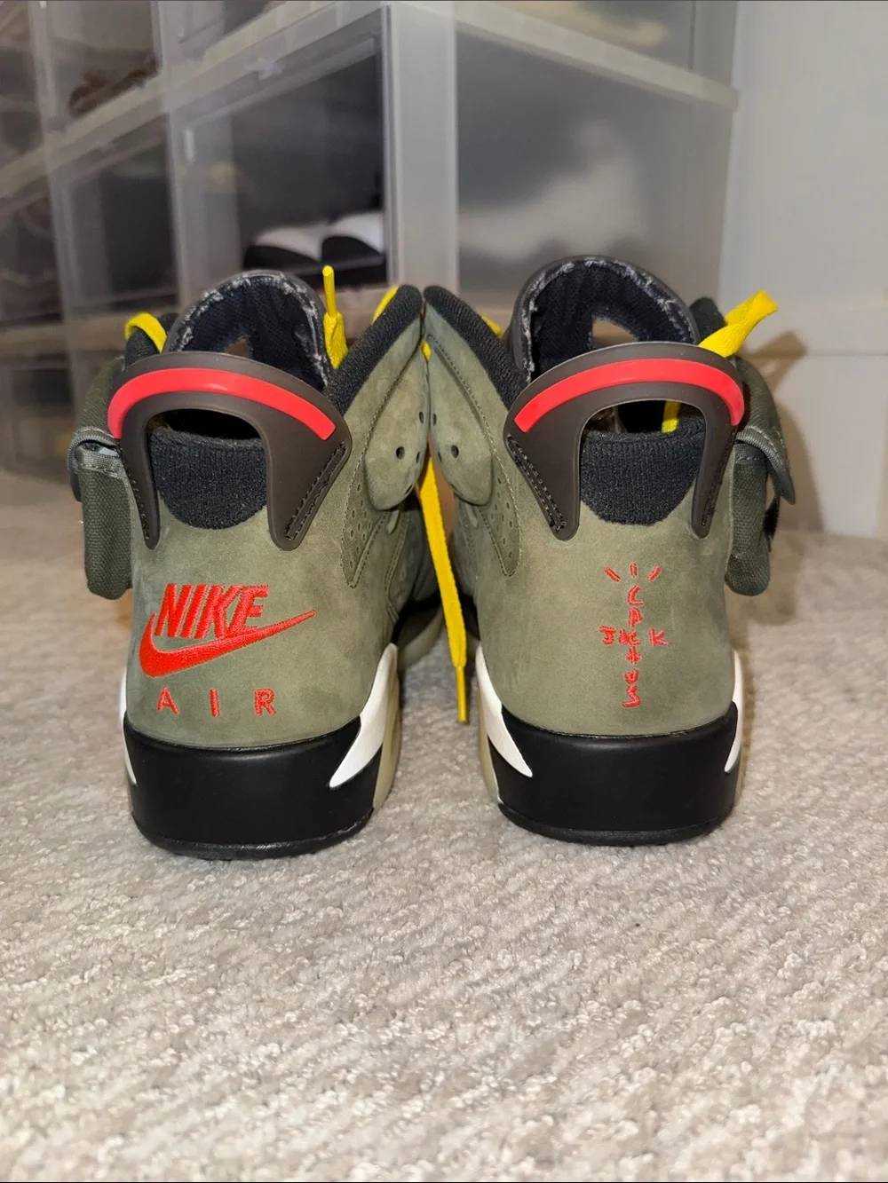 Jordan 6 Travis Scott
